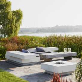 Loungemøbel designet af havearkitekt Tor Haddeland.jpg